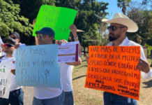 Parents in Nayarit are calling for an end to abuse and reform of family laws.
